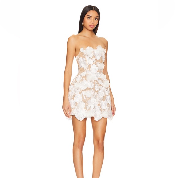 Bronx and Banco Jasmine Maraya Dress in White Floral - Picture 2 of 4